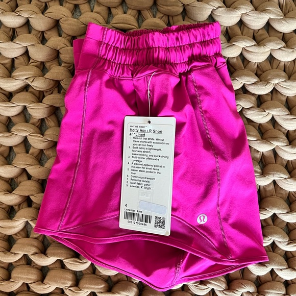 Lululemon hotty hot long 4” ripened raspberry - Picture 6 of 11